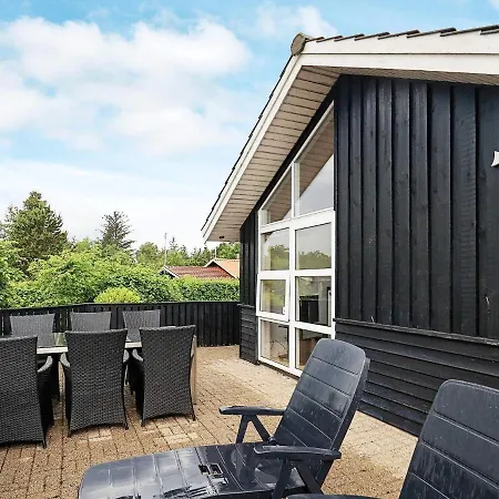6 Person Holiday Home In Hals-By Traum *