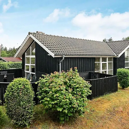 6 Person Holiday Home In Hals-By Traum *